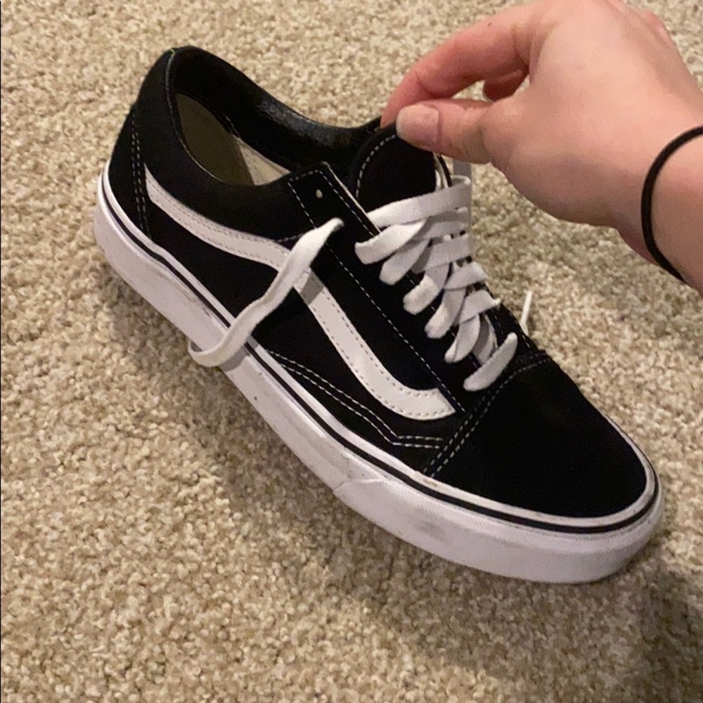 Vans - Picture 2 of 2